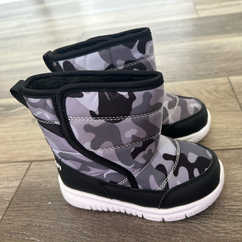 NEW! Toddler Boys Snow Boots